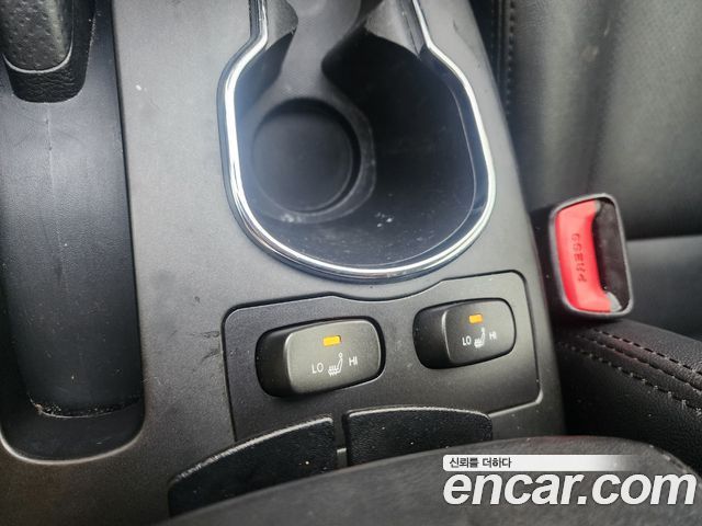 KG Mobility (SsangYong) Korando C 2.0 CVT 4WD Deluxe 2014 — фото 21