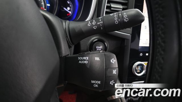 Renault Korea QM6 2.0 LPe Premiere 2WD 2024 — фото 21