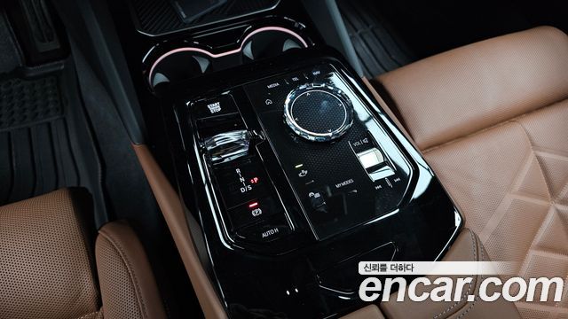 BMW 5 Series (G60) 530i xDrive M Sport 2025 — фото 9