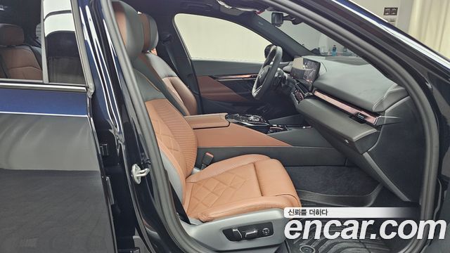 BMW 5 Series (G60) 530i xDrive M Sport 2025 — фото 11