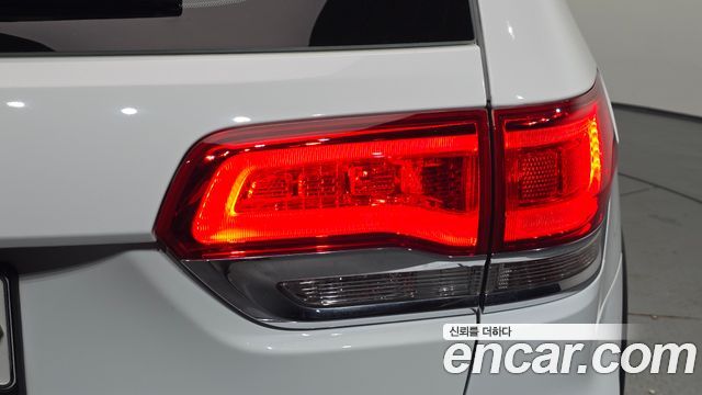 Jeep Grand Cherokee 3.6 Limited WK2 2018 — фото 23