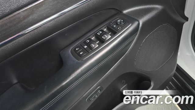Jeep Grand Cherokee 3.6 Limited WK2 2018 — фото 30