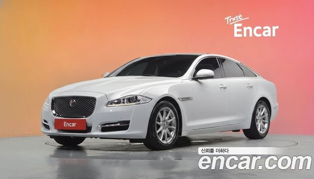 Jaguar XJ 2.0 Luxury SWB X351
