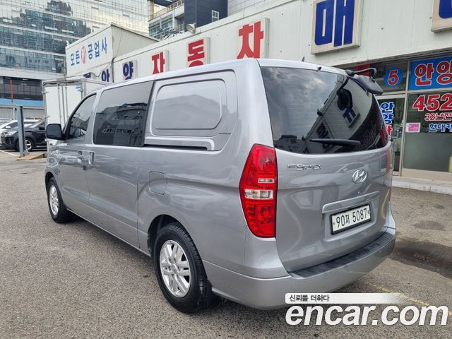 Hyundai Grand Starex Van 5-Seater Smart 2021 — фото 4