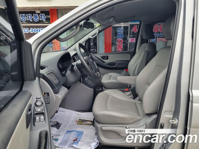 Hyundai Grand Starex Van 5-Seater Smart 2021 — фото 9