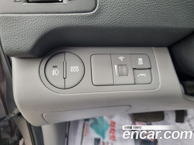 Hyundai Grand Starex Van 5-Seater Smart 2021 — фото 21