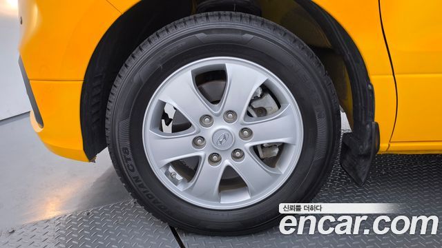 Hyundai Grand Starex School Bus LPi 2021 — фото 5