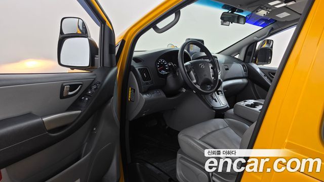 Hyundai Grand Starex School Bus LPi 2021 — фото 10