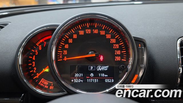 MINI Cooper Clubman Standard 2nd 2020 — фото 10