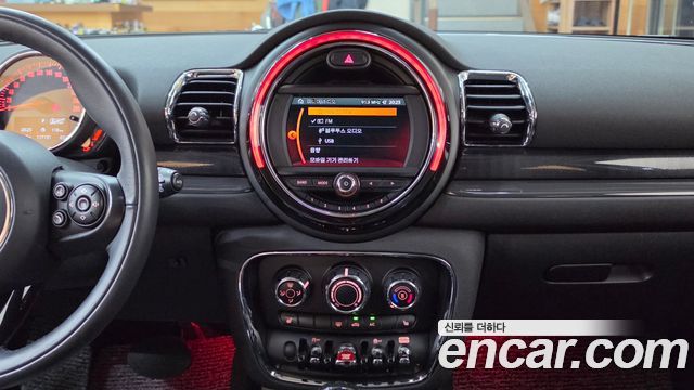 MINI Cooper Clubman Standard 2nd 2020 — фото 20