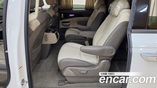 Kia Carnival (IV) Gasoline 9-Seater Hi-Limousine Signature 2023 — фото 18