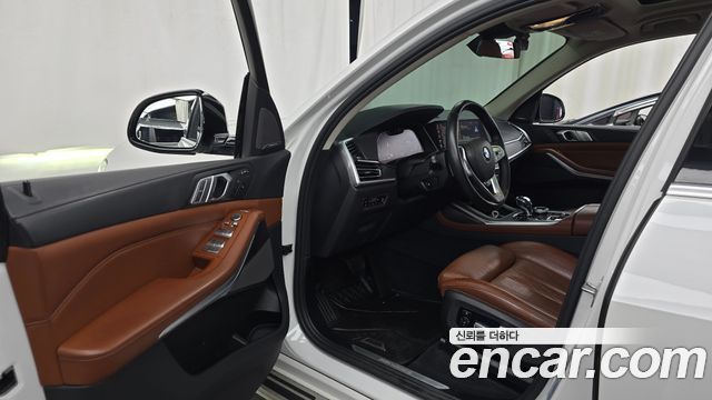 BMW X7 (G07) xDrive 40i Design Pure Excellence 6-Seater 2021 — фото 10