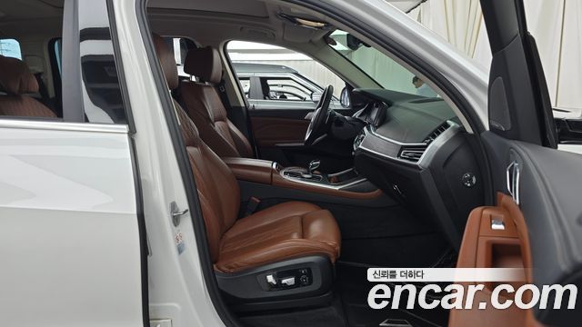 BMW X7 (G07) xDrive 40i Design Pure Excellence 6-Seater 2021 — фото 32