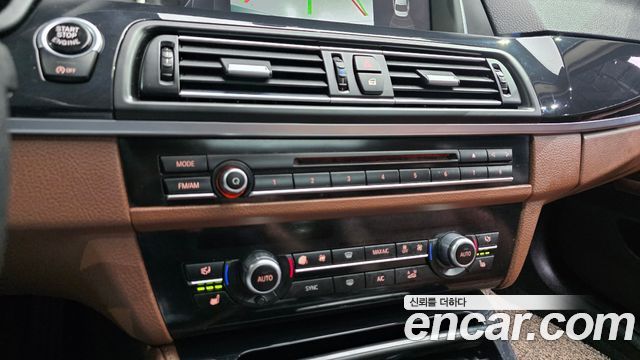 BMW 5 Series (F10) 520d xDrive 2015 — фото 22