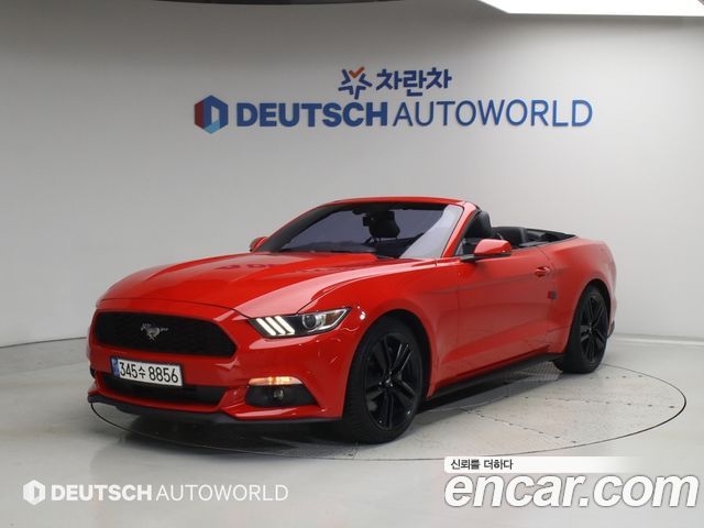 Ford Mustang Convertible 2015 — фото 1