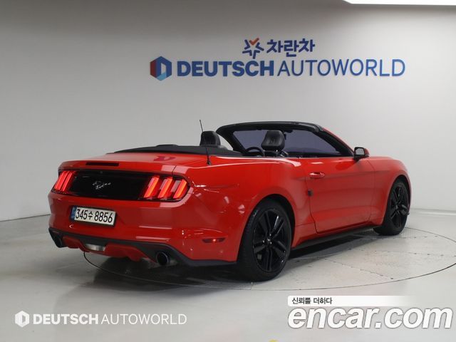 Ford Mustang Convertible 2015 — фото 2