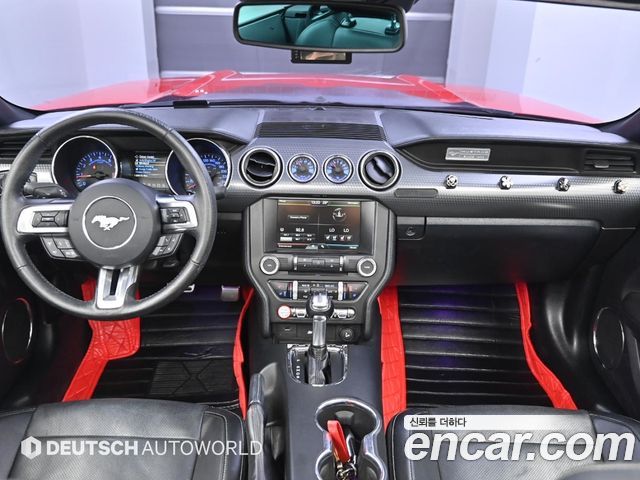 Ford Mustang Convertible 2015 — фото 7