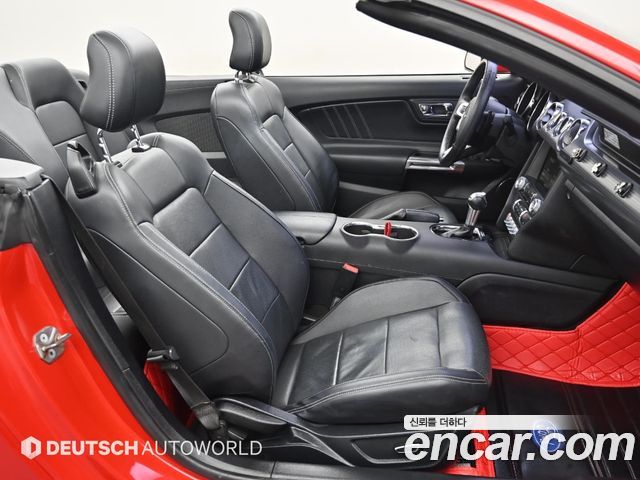 Ford Mustang Convertible 2015 — фото 10
