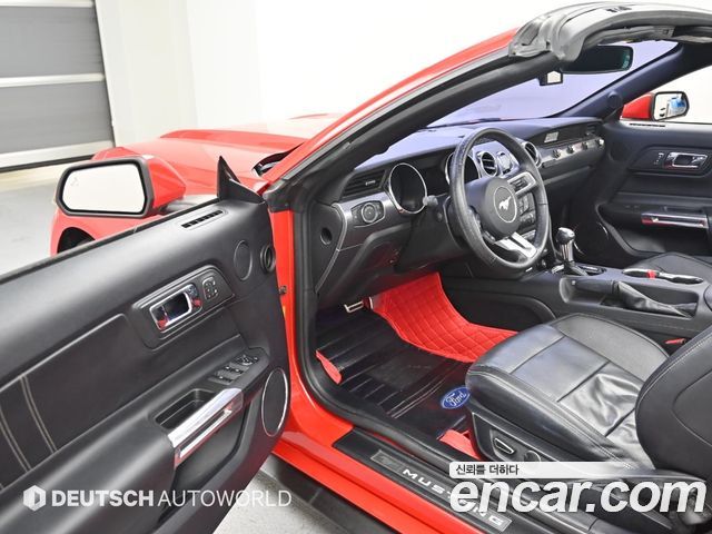 Ford Mustang Convertible 2015 — фото 15