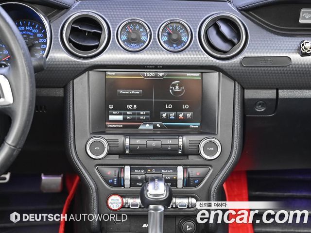 Ford Mustang Convertible 2015 — фото 18