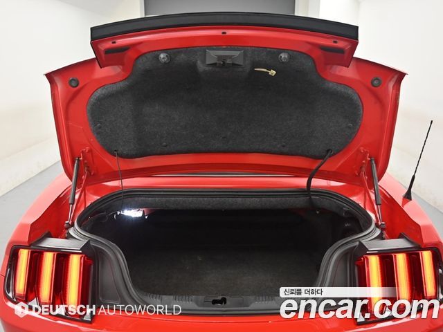 Ford Mustang Convertible 2015 — фото 23
