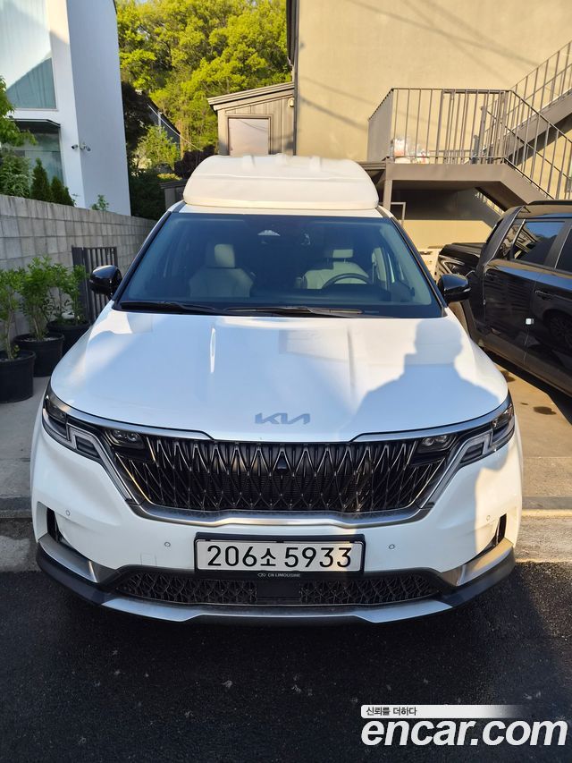 Kia Carnival (IV) Gasoline 9-seater Limousine(Special vehicle) 2023 — фото 3