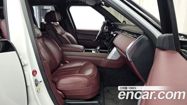 Land Rover Range Rover (V) D350 Autobiography 2023 — фото 11