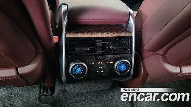 Land Rover Range Rover (V) D350 Autobiography 2023 — фото 19