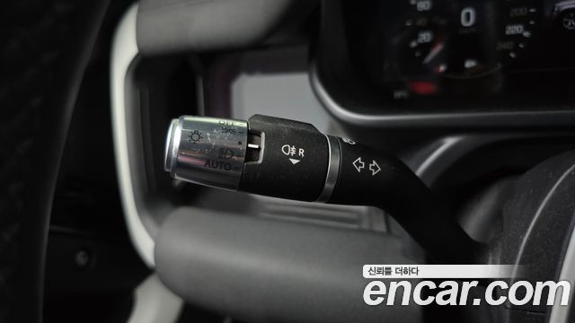 Land Rover Defender (L663) 110 D240 Launch Edition 2020 — фото 17