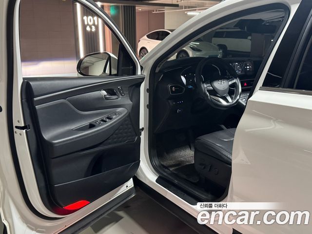 Hyundai Santa Fe Diesel 2.2 2WD Prestige 2021 — фото 5