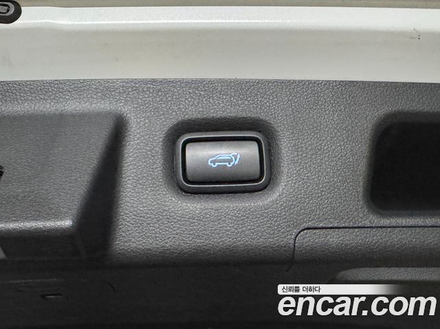 Hyundai Santa Fe Diesel 2.2 2WD Prestige 2021 — фото 23