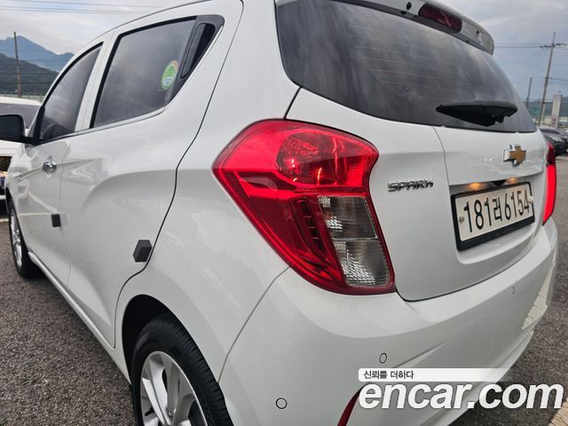 Chevrolet Spark Premier 2022 — фото 6