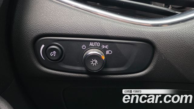 Chevrolet Malibu 1.5 Turbo LTZ 2017 — фото 13