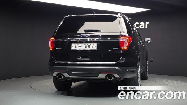 Ford Explorer 2.3 Limited 4WD 5th 2019 — фото 4