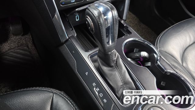 Ford Explorer 2.3 Limited 4WD 5th 2019 — фото 9