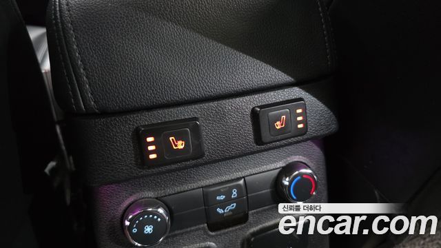 Ford Explorer 2.3 Limited 4WD 5th 2019 — фото 19