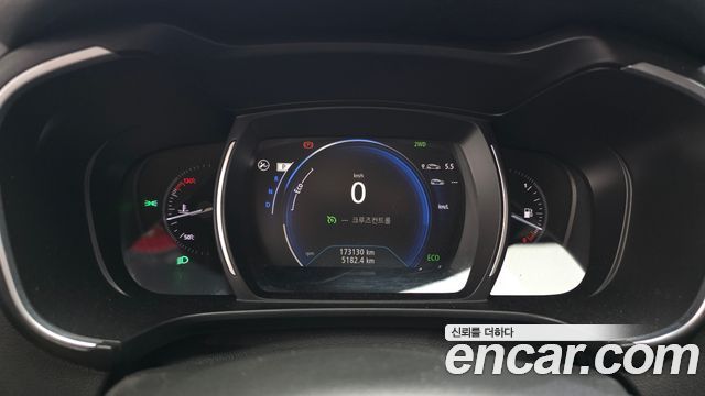 Renault Korea QM6 Diesel 4WD RE 2017 — фото 8