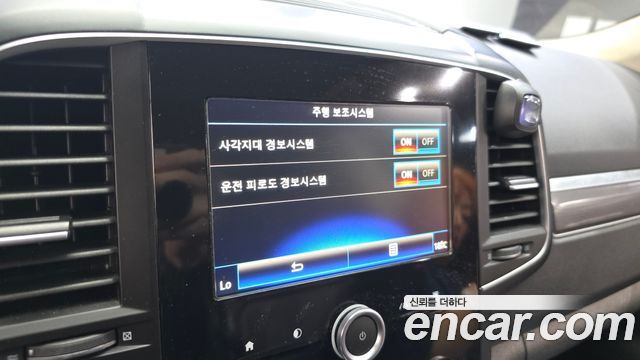 Renault Korea QM6 Diesel 4WD RE 2017 — фото 17