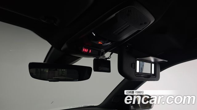 Peugeot e-2008 (II) EV GT 2023 — фото 32