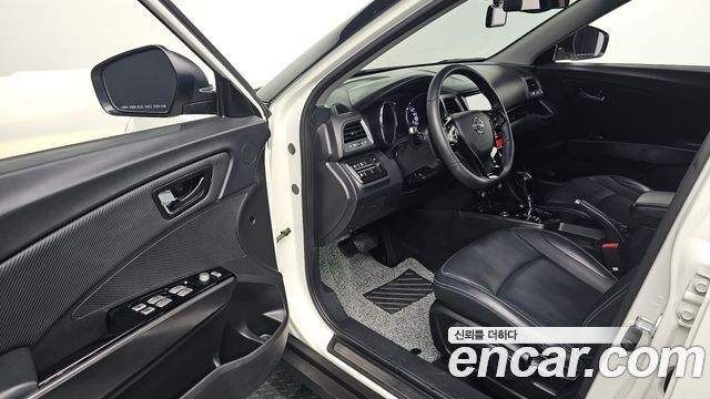 KG Mobility (SsangYong) Tivoli LX 2WD 2017 — фото 10