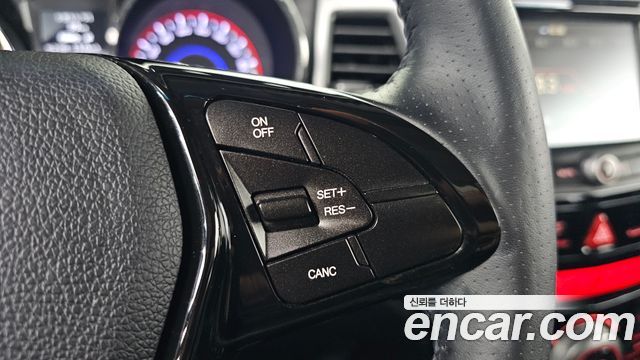 KG Mobility (SsangYong) Tivoli LX 2WD 2017 — фото 13