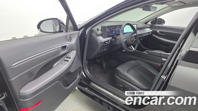 Hyundai Sonata The Edge (DN8) 2.0 Exclusive 2024 — фото 10
