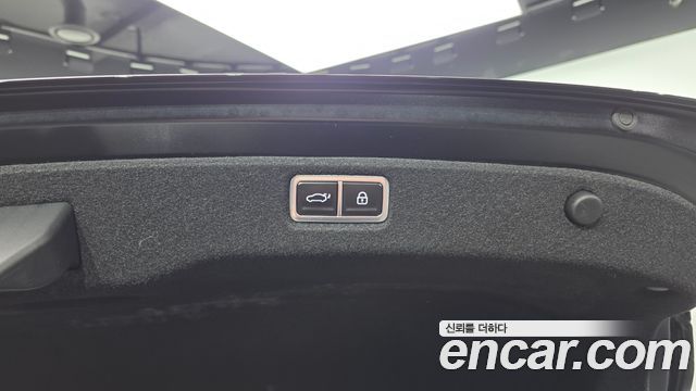 Hyundai Sonata The Edge (DN8) 2.0 Exclusive 2024 — фото 17