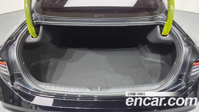 Hyundai Sonata The Edge (DN8) 2.0 Exclusive 2024 — фото 18