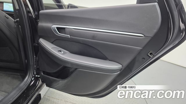 Hyundai Sonata The Edge (DN8) 2.0 Exclusive 2024 — фото 25