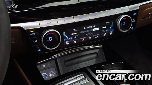Genesis G80 (RG3) Gasoline 2.5 Turbo AWD 2023 — фото 36