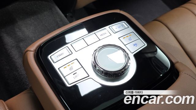 Genesis G80 (RG3) Gasoline 2.5 Turbo AWD 2023 — фото 39