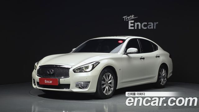 Infiniti Q70 3.7 Style