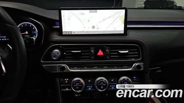 Genesis G70 Gasoline 3.3T 4WD 2021 — фото 13