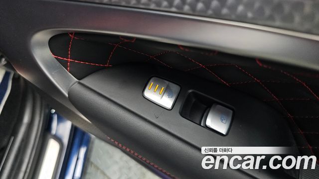 Genesis G70 Gasoline 3.3T 4WD 2021 — фото 17